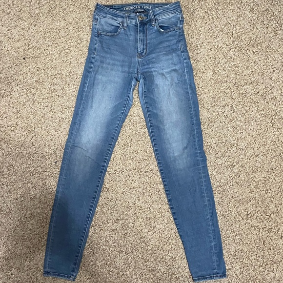 American Eagle High-Rise Jegging - Picture 1 of 2